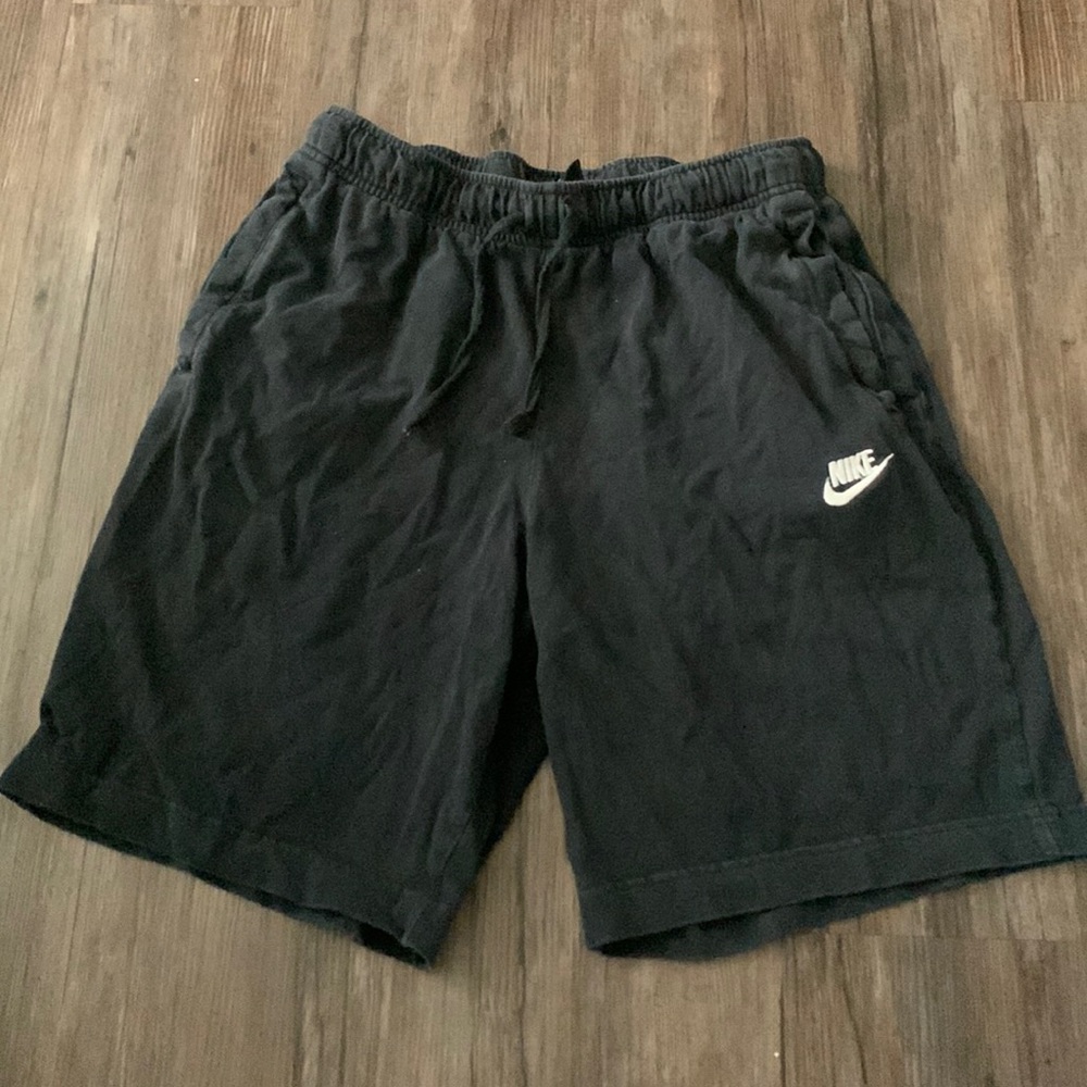 Men Nike black shorts size M